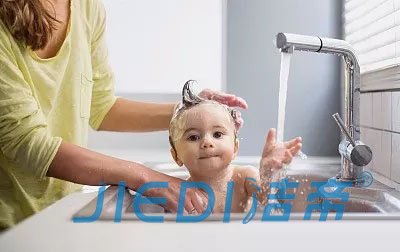 宁花1万洗屁股，不愿清洗水管和家电……说的很真实